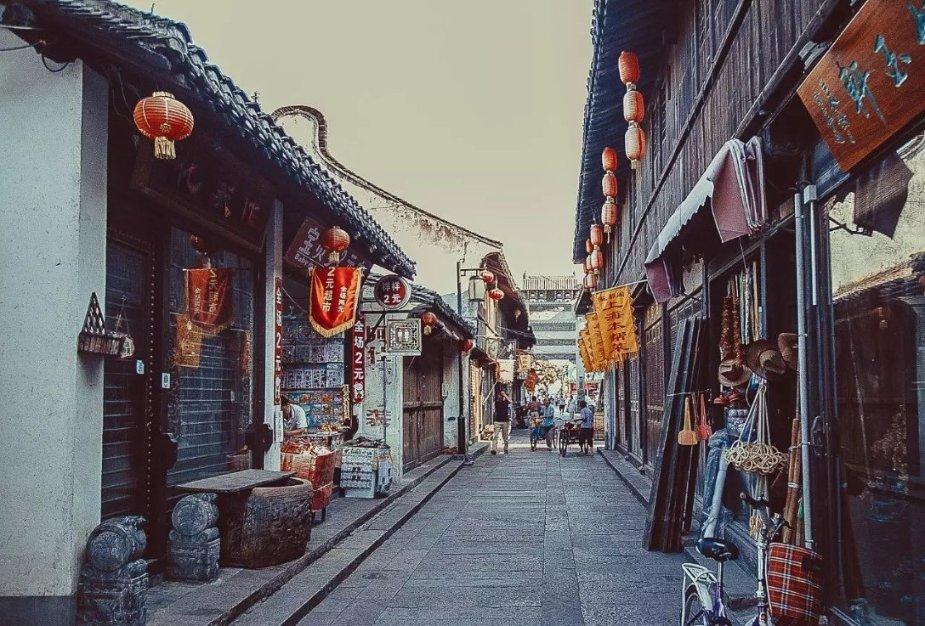 高效学习知识星球平台-婚姻娶妻结婚是找个适合过日子的还是坚持找个长个漂亮一点的好?专注分享